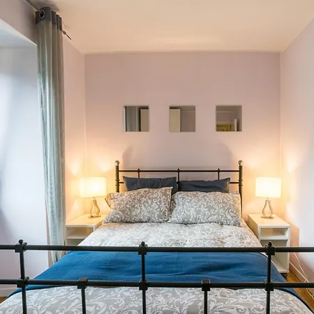 Appartement Guesthost - Flat X4 In With Swimming Pool!