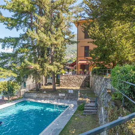 Guesthost - Flat X4 In With Swimming Pool! Nesso